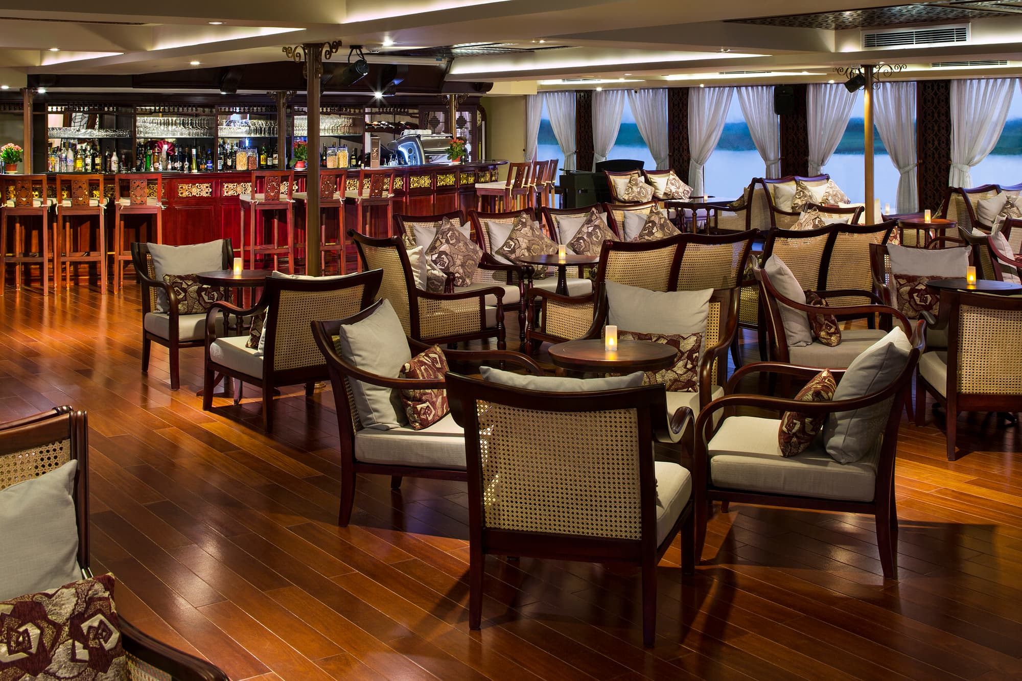 Saigon Lounge