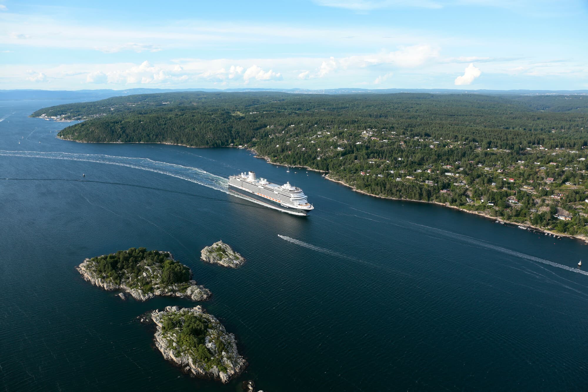 Koningsdam at sea