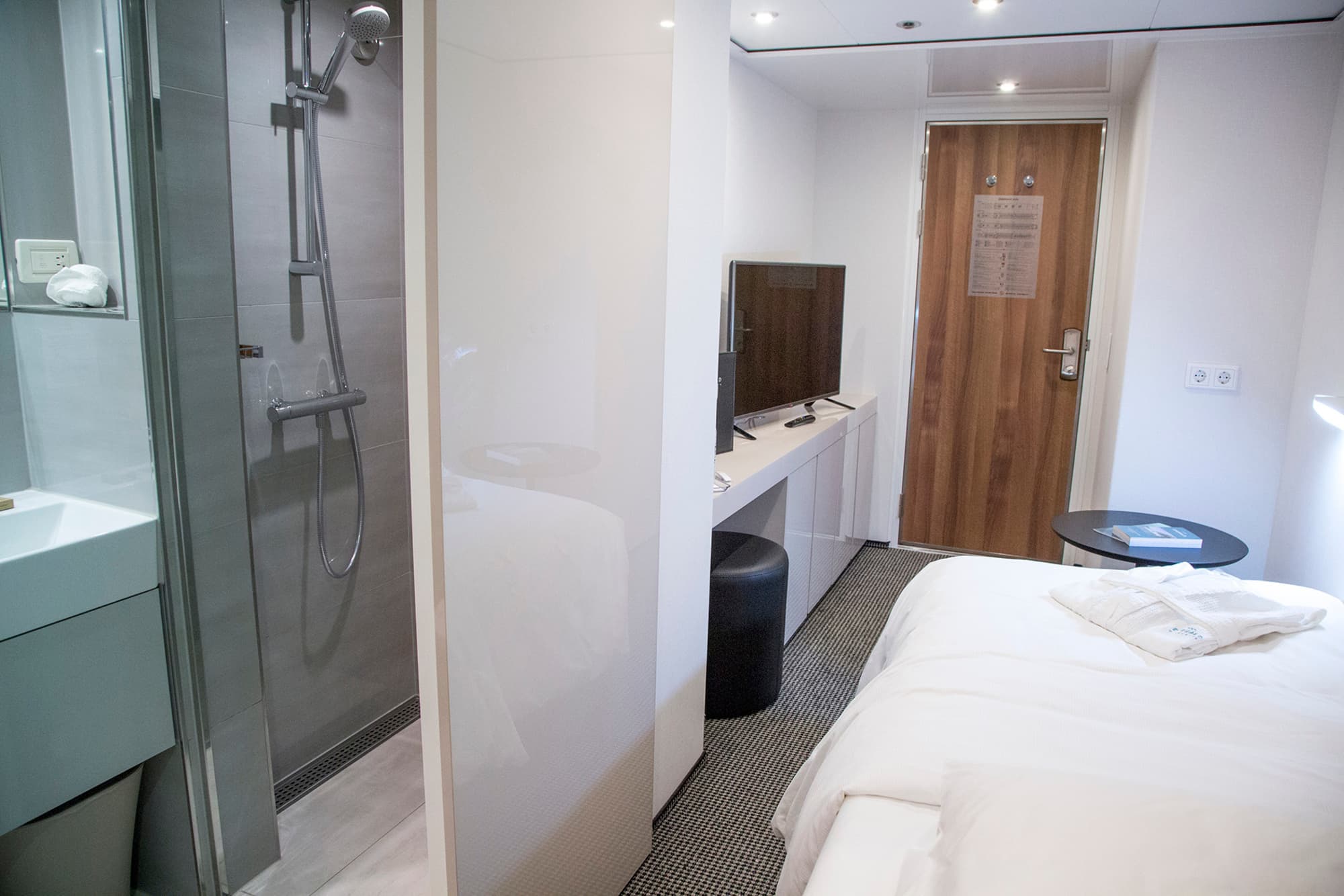 Emerald Single Stateroom
