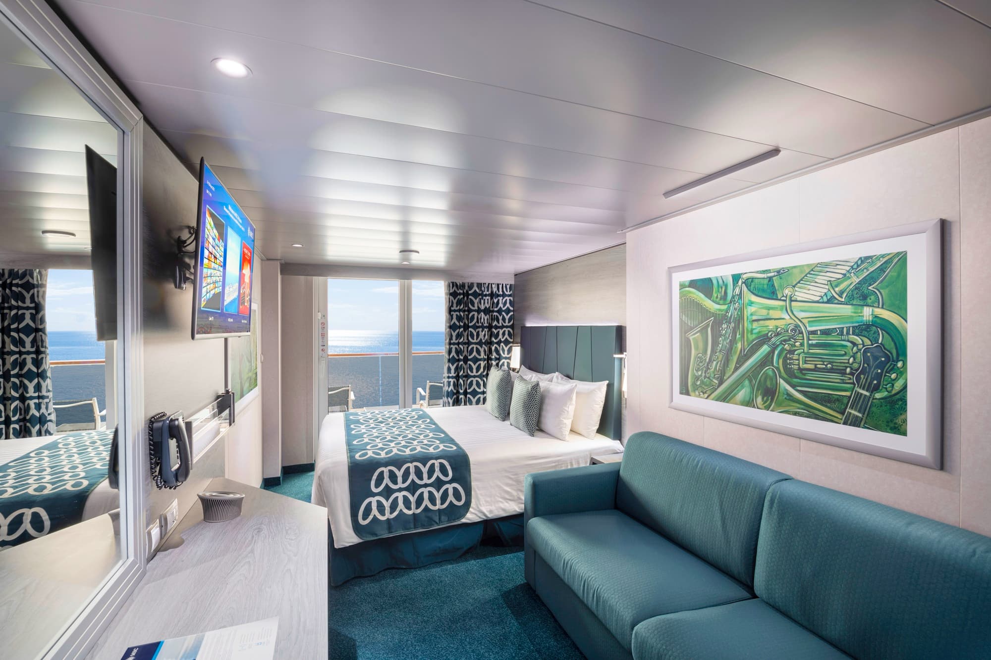 Deluxe Balcony Aurea