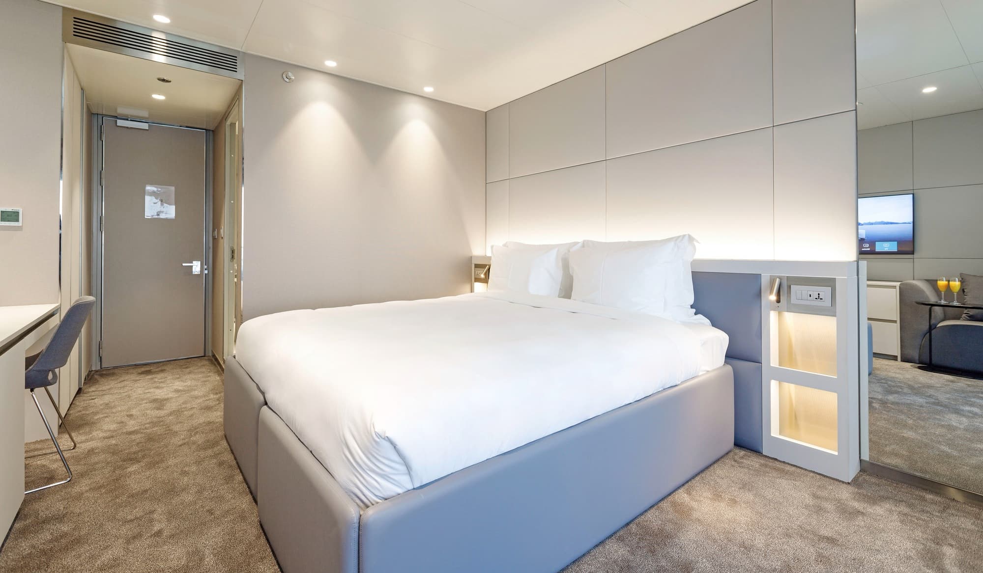 Balcony Suite