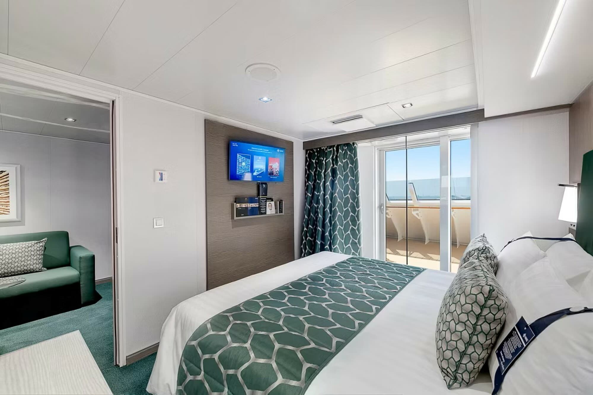 Two-Bedroom Grand Suite Aurea