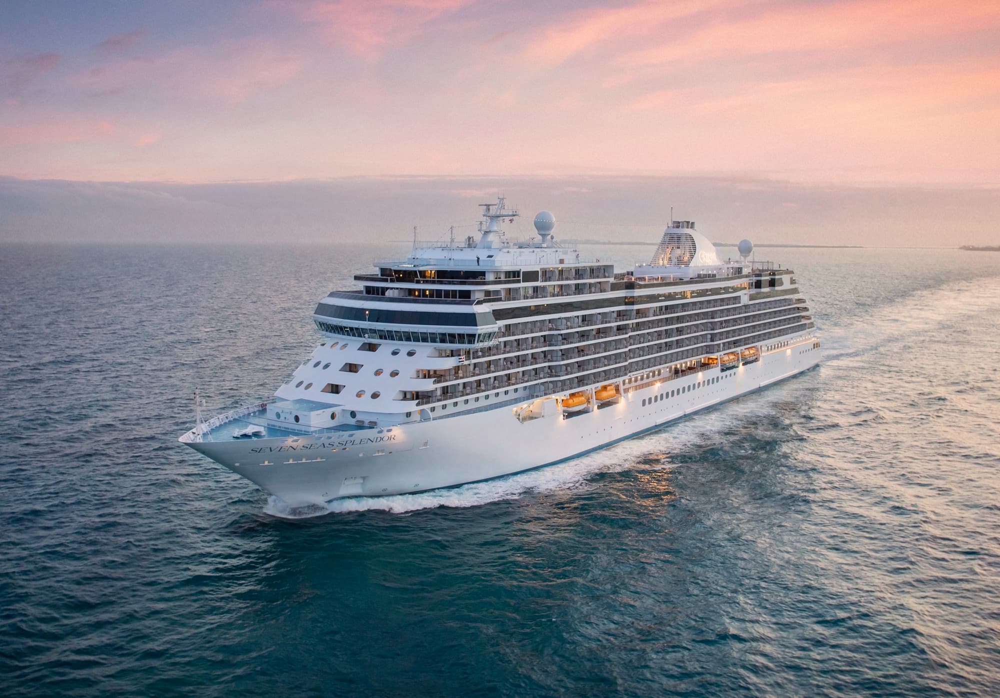 Seven Seas Splendor at sea