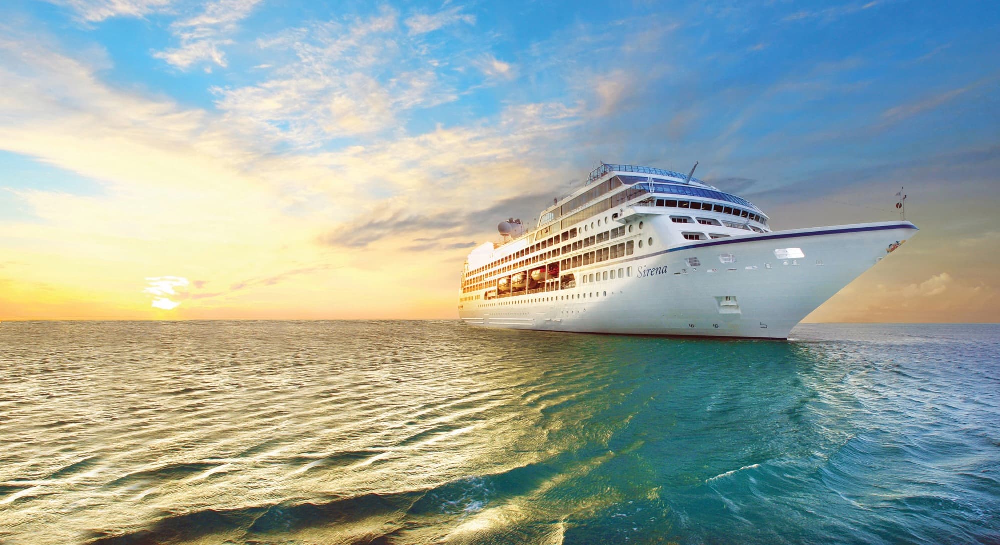 Oceania Sirena at sea