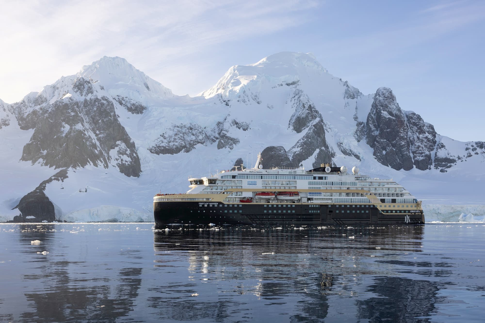 MS Fridtjof Nansen at sea