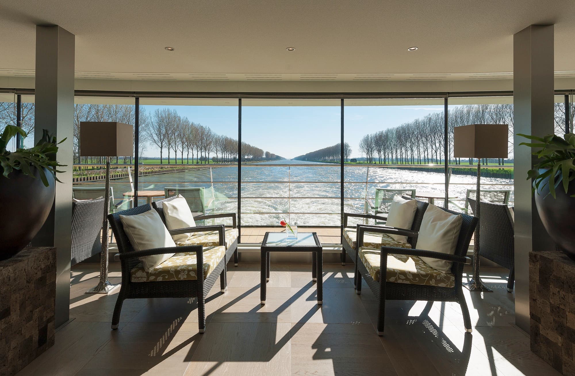 Club Lounge