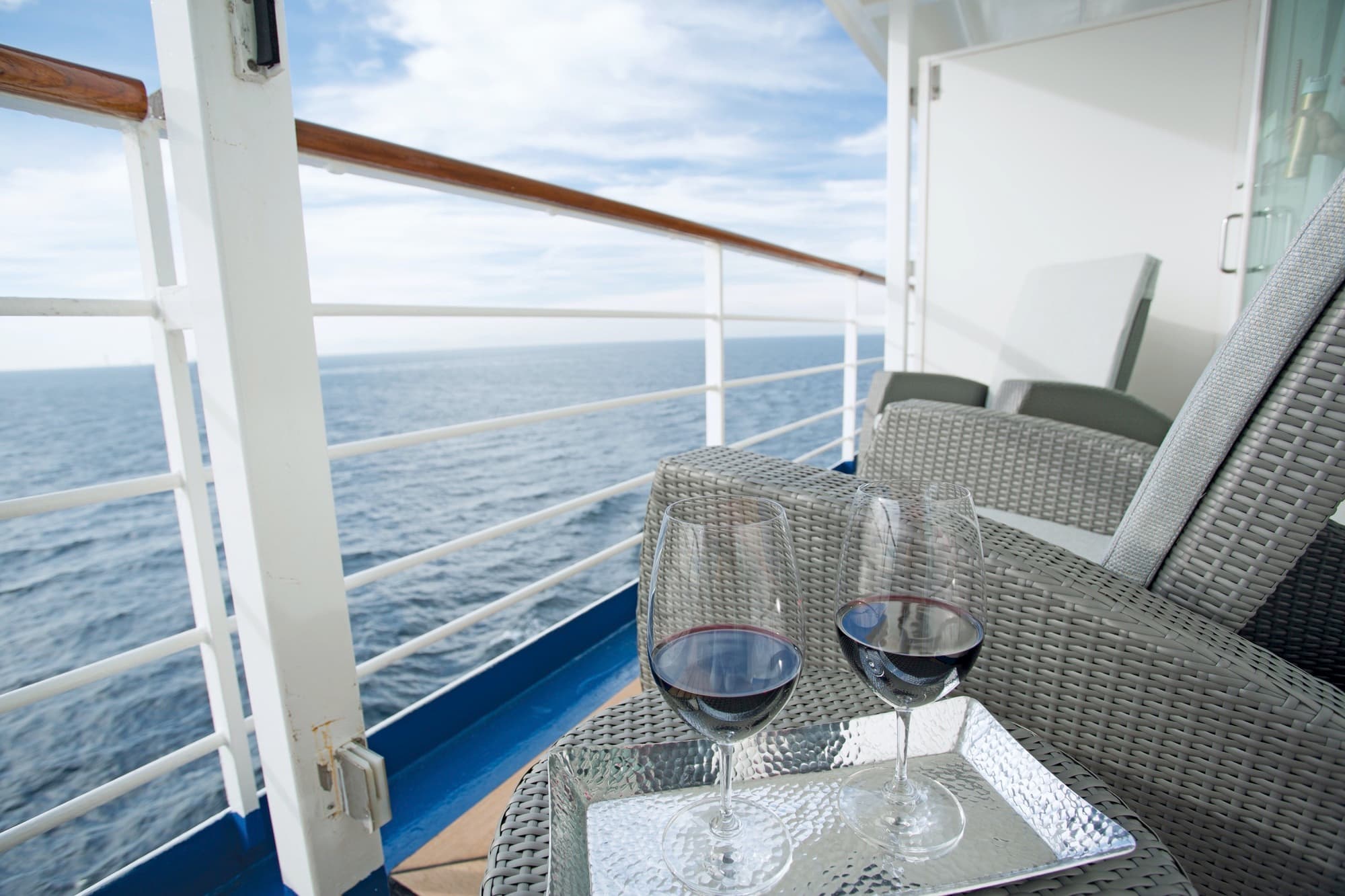 Deluxe Veranda Suite