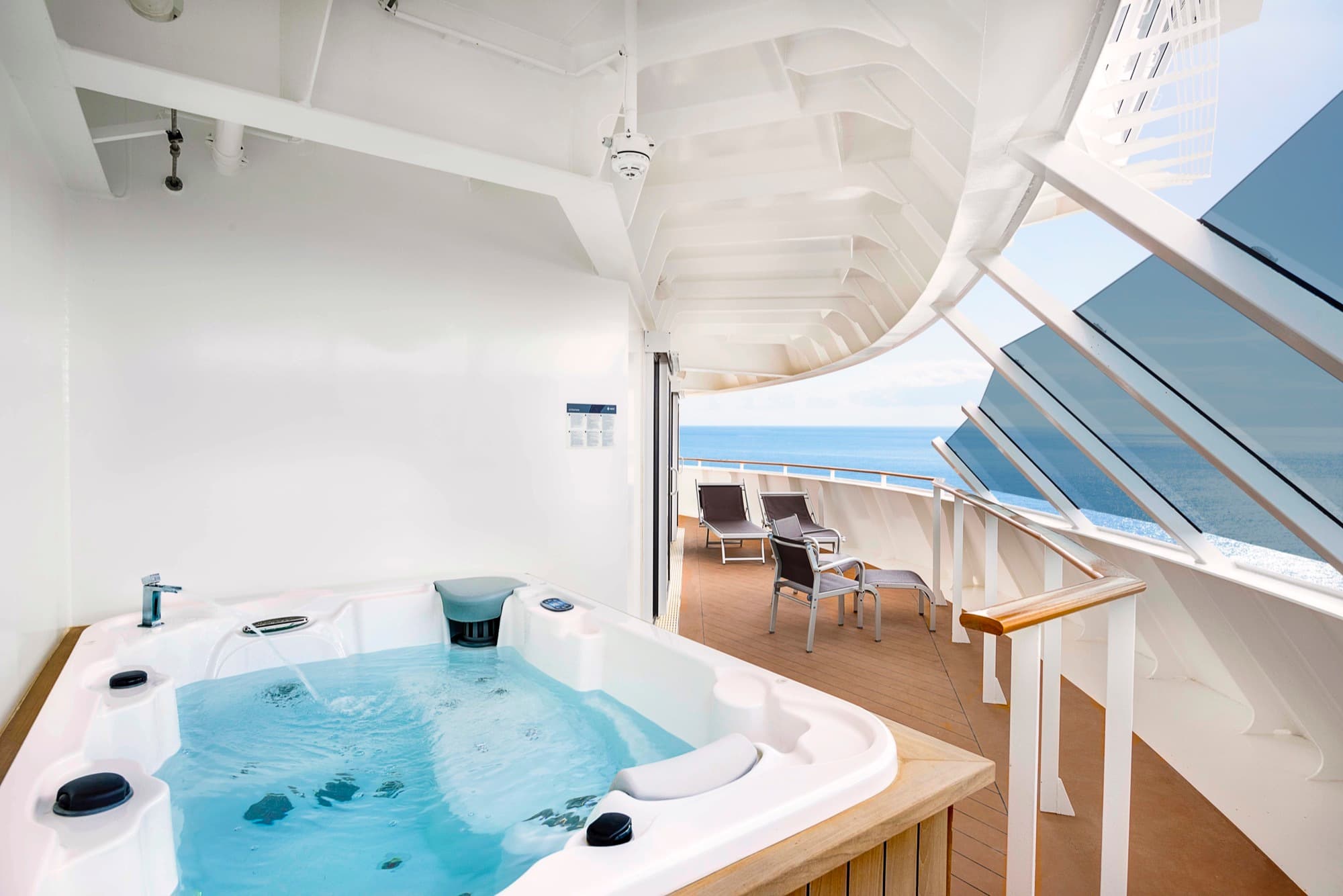 Grand Suite Aurea with Terrace and Whirlpool