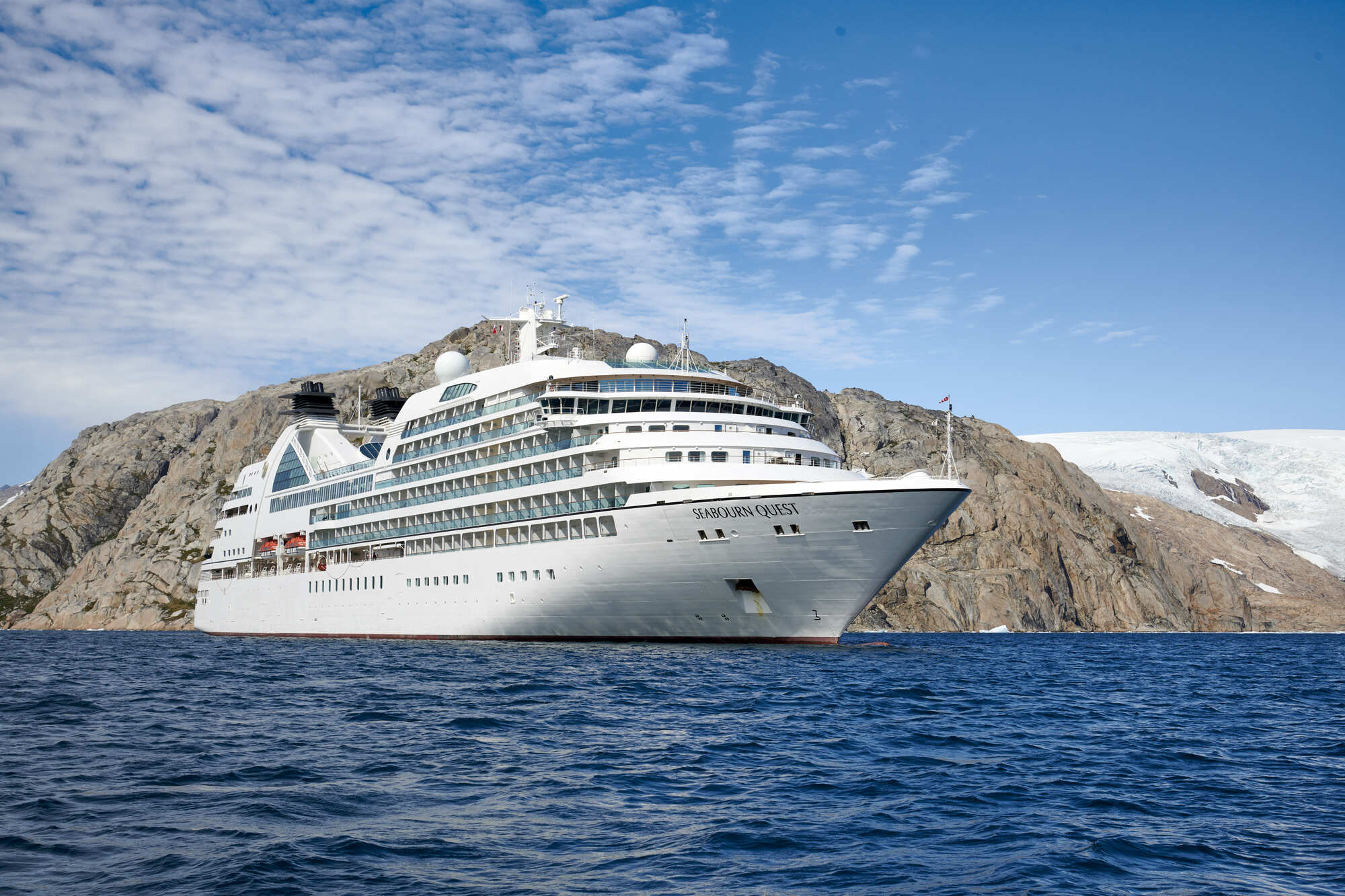 Seabourn Quest at sea
