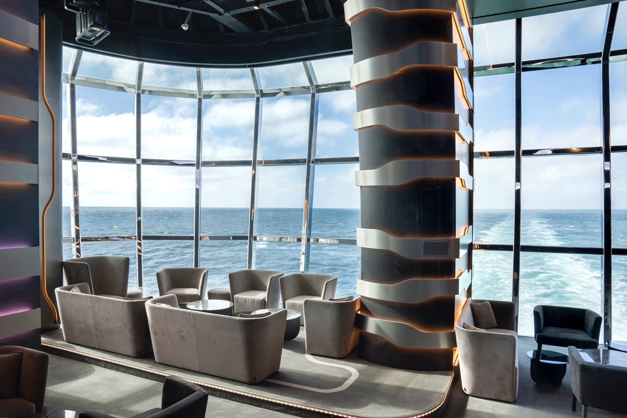 Carousel Lounge