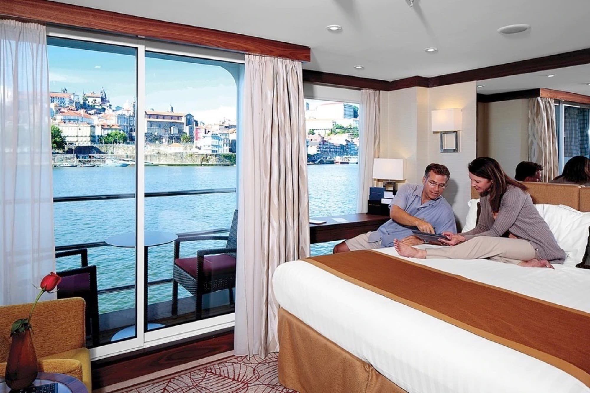 Panoramic Window - E