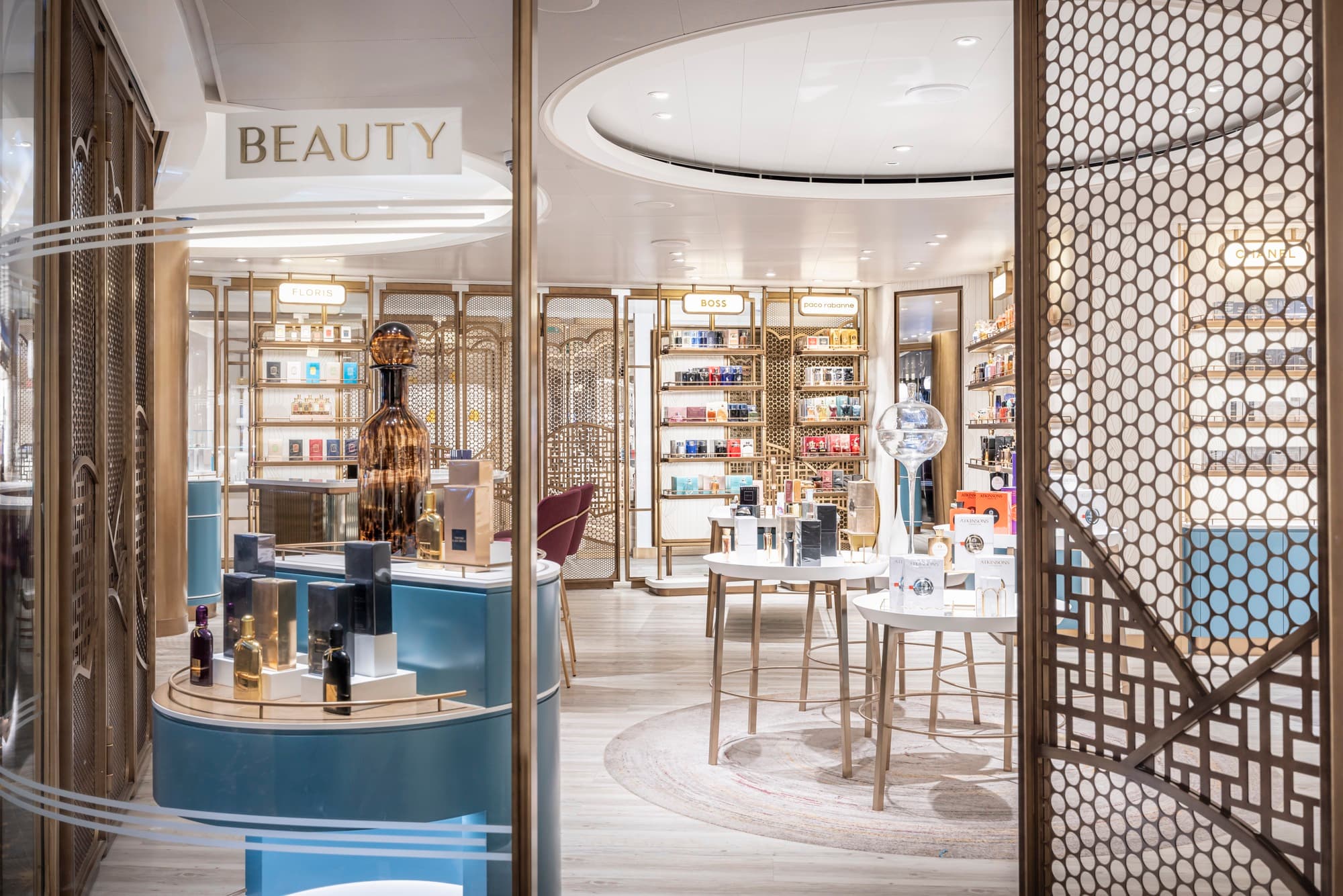 Grand Lobby Boutiques