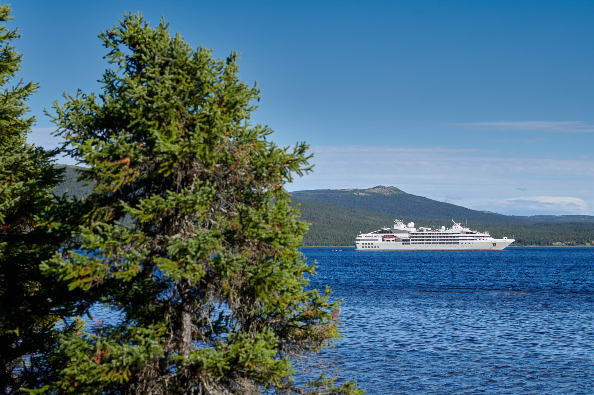 Le Lyrial at sea